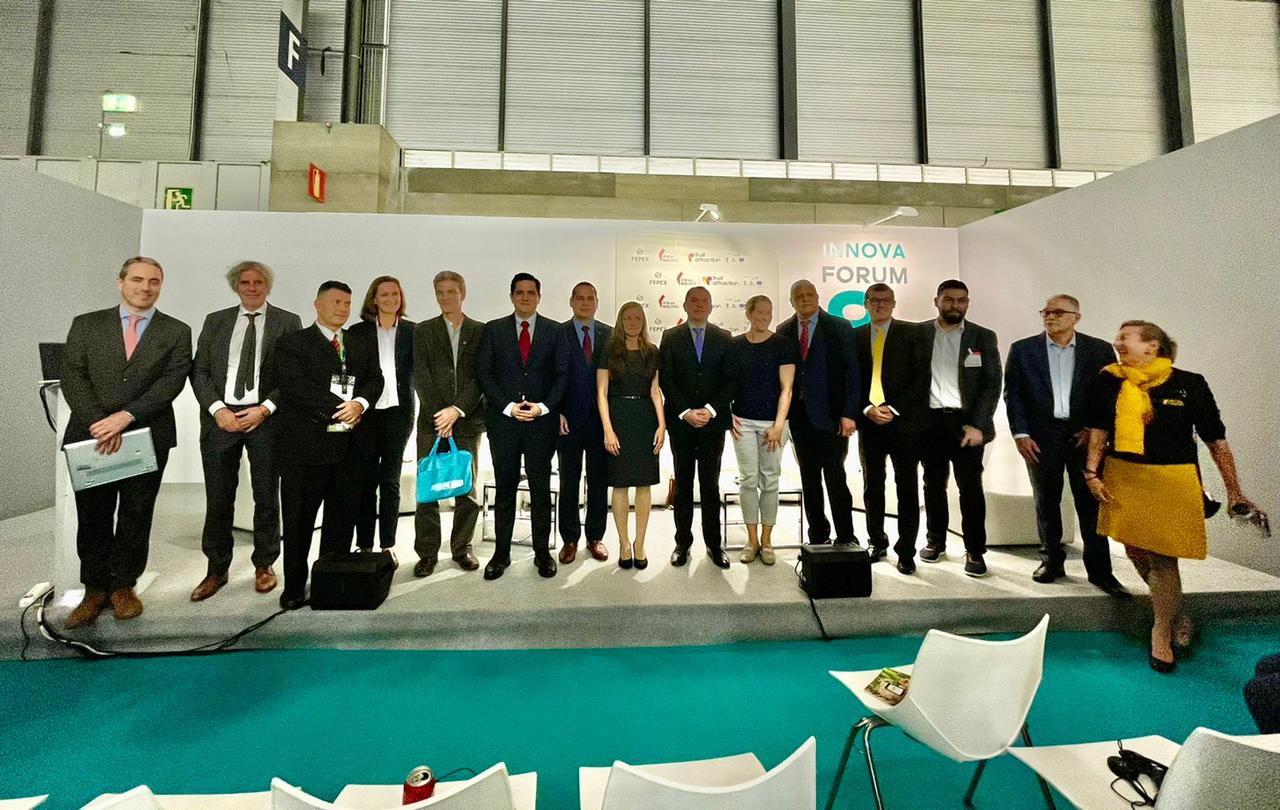 “Key stakeholders of the global banana value chain show a united front in Madrid and reaffirm their commitment to shared responsibility in historic moment for the industry”