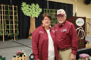 Stan & Denise Creelman pose at the 2024 World Ag Expo® Chairman Kickoff Dinner