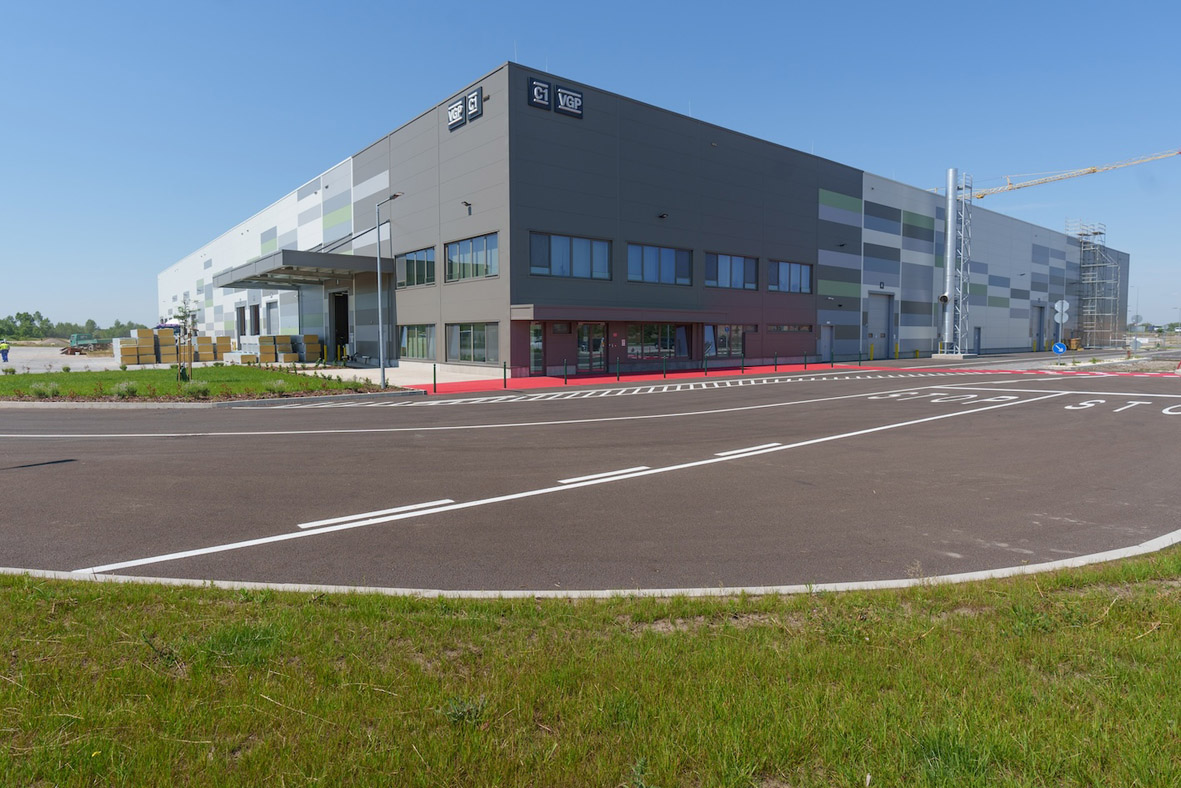 Agroloop builds insect factory for animal feed in Hungary with WEDA 