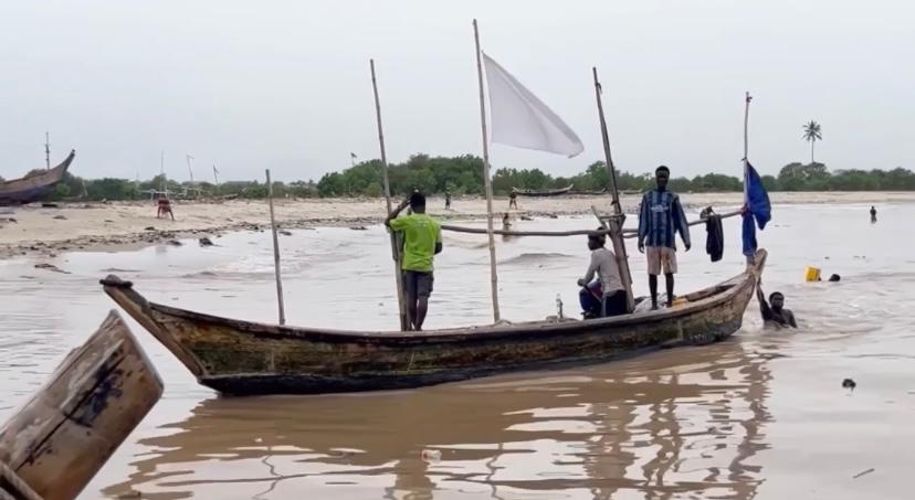 “Our Sea Is Dying”: Gomoa Nyanyaano Fishers Expose Deadly Mix of Light, DDT, and Soap in Ghana’s Waters