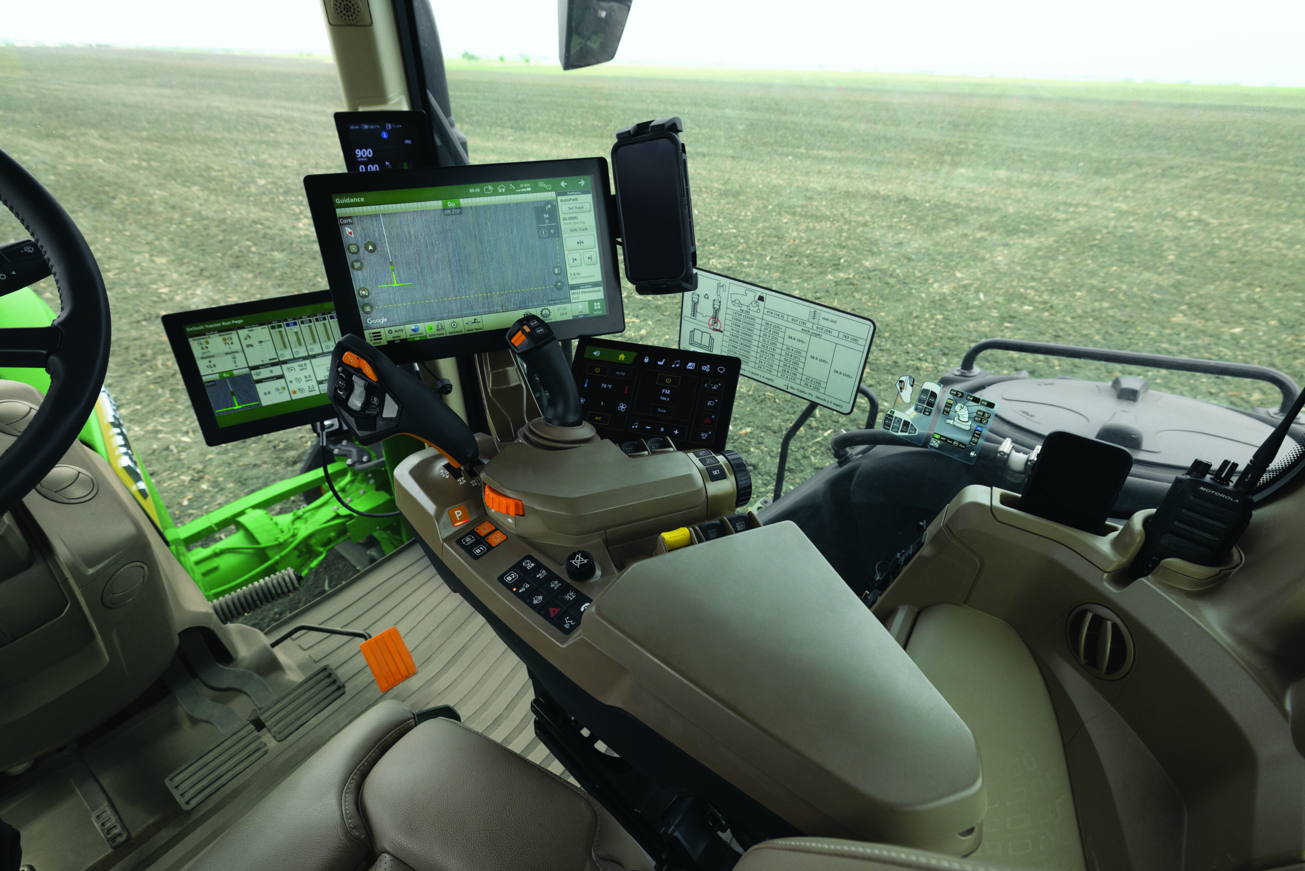 John Deere Expands Enhanced Operator Experience Across MY27 8 Series (250-410 hp) Tractor Lineup