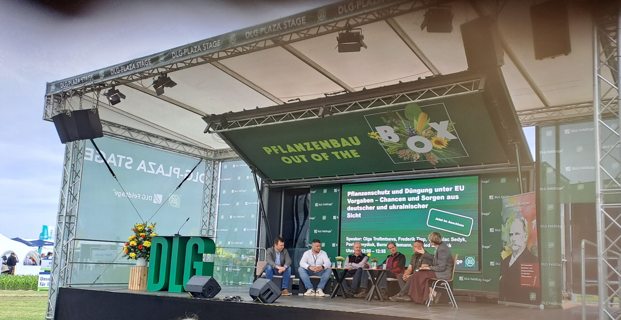 German-Ukrainian Agricultural Delegation Explores EU Crop Production at DLG Feldtage field exhibition